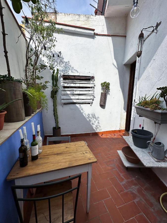 Privada, Casa Compartida Con Pareja Private Room, Shared House With A Couple Appartamento Barcellona